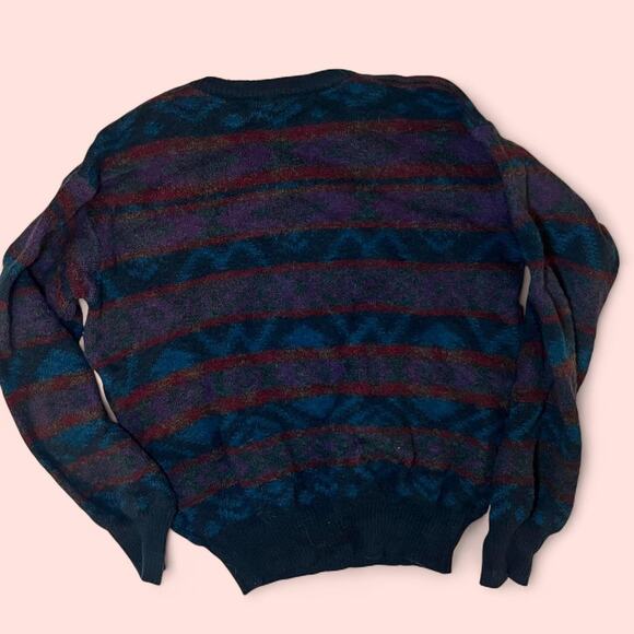 Retro 90s southwestern aztec pattern - Picture 7 of 7